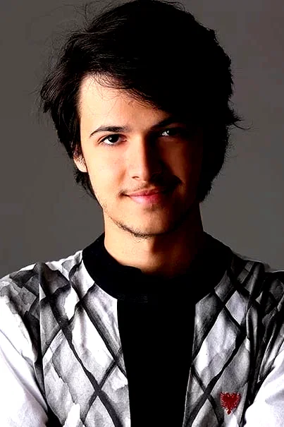  Eduardo Mello