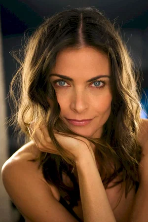  Tara Westwood photo
