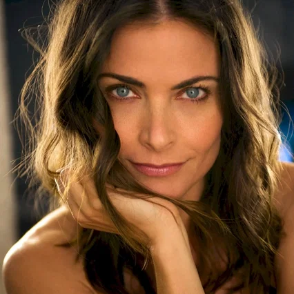  Tara Westwood