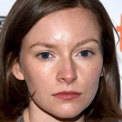 Deragh  Campbell