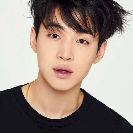  Henry Lau