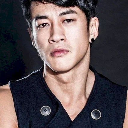  Peter Ho