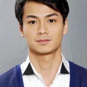Photo star :  Him Law