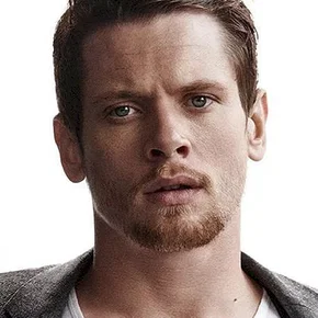 Photo star :  Jack O'connell
