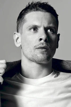  Jack O'connell photo