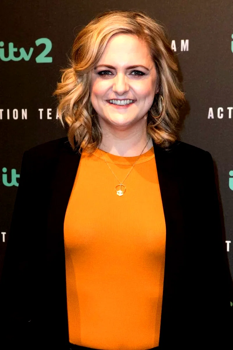 Laura Checkley
