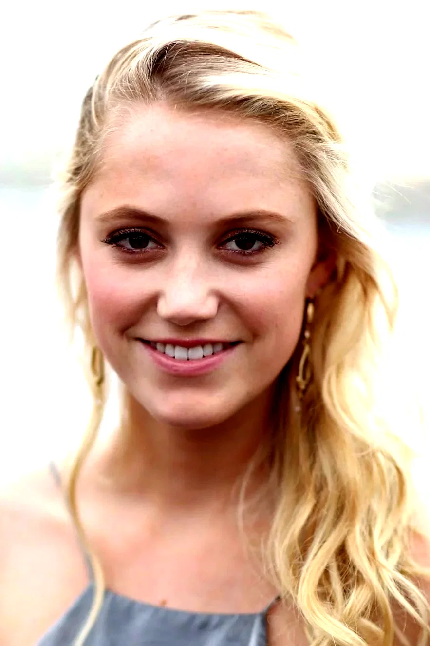 Maika Monroe