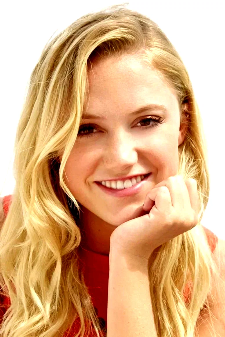 Maika Monroe