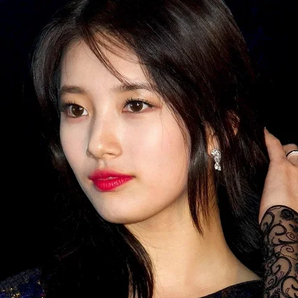  Bae Suzy