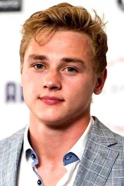  Ben Hardy