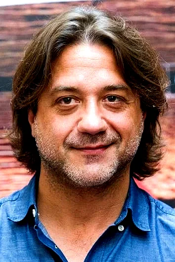 Enrique Arce