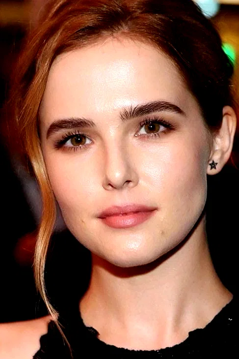 Zoey Deutch