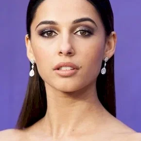 Photo star : Naomi Scott