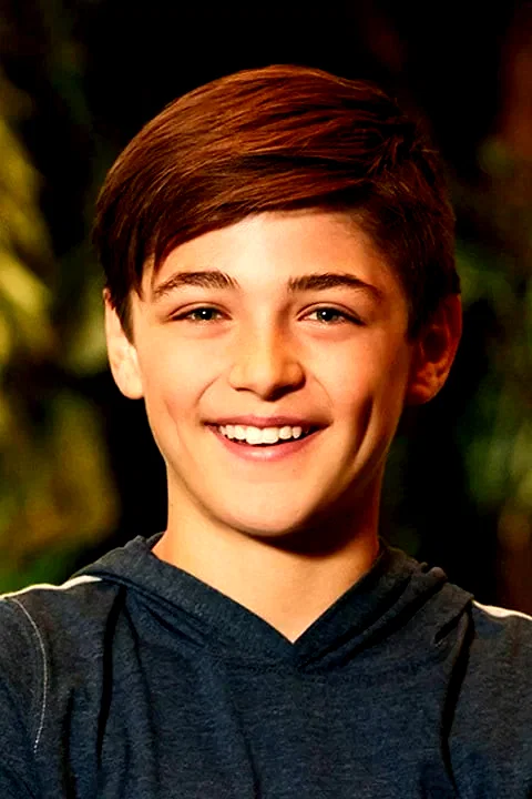  Asher Angel