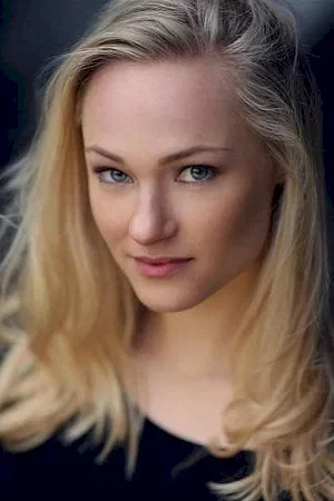  Jessica Madsen