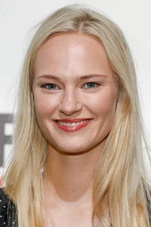  Jessica Madsen photo