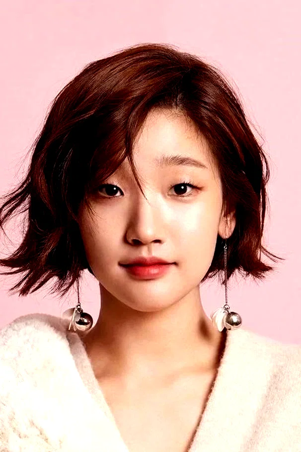  Park So-dam