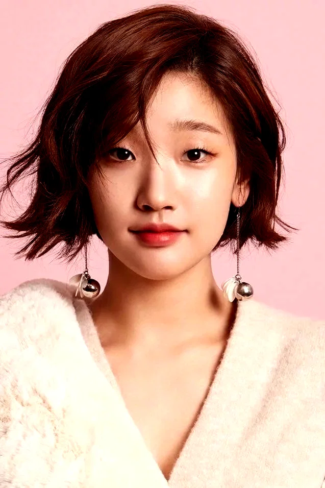  Park So-dam