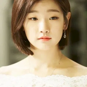 Photo star :  Park So-dam