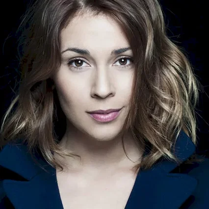  Alexandra Szucs