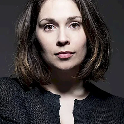  Alexandra Szucs