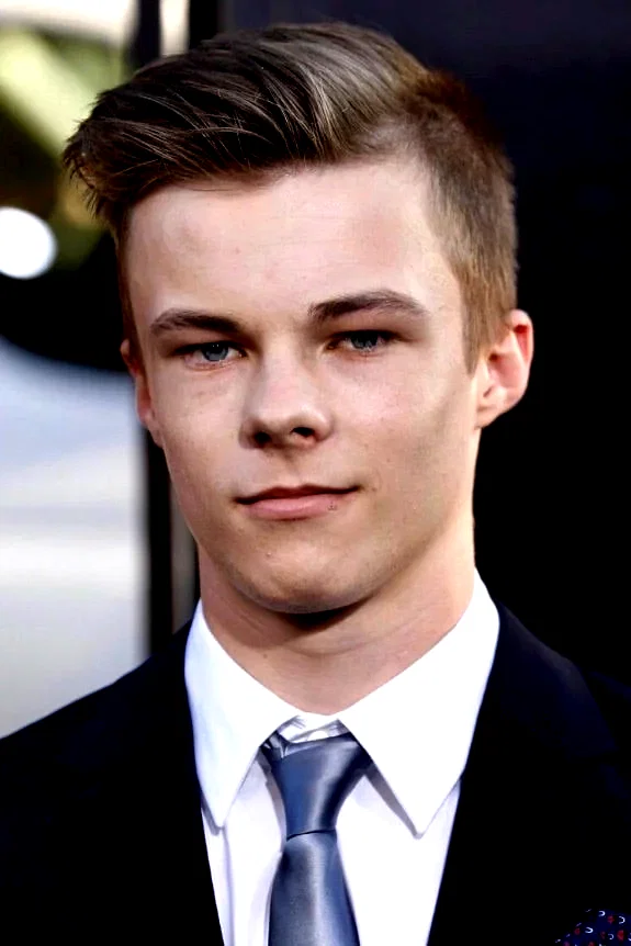  Nicholas Hamilton