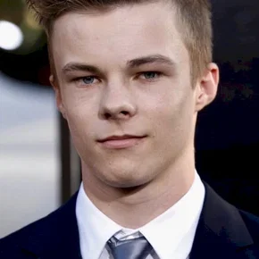 Photo star :  Nicholas Hamilton
