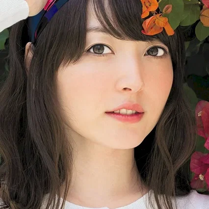  Kana Hanazawa