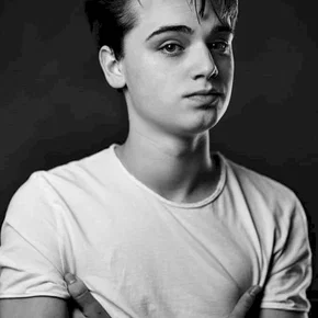 Photo star : Dean-Charles Chapman