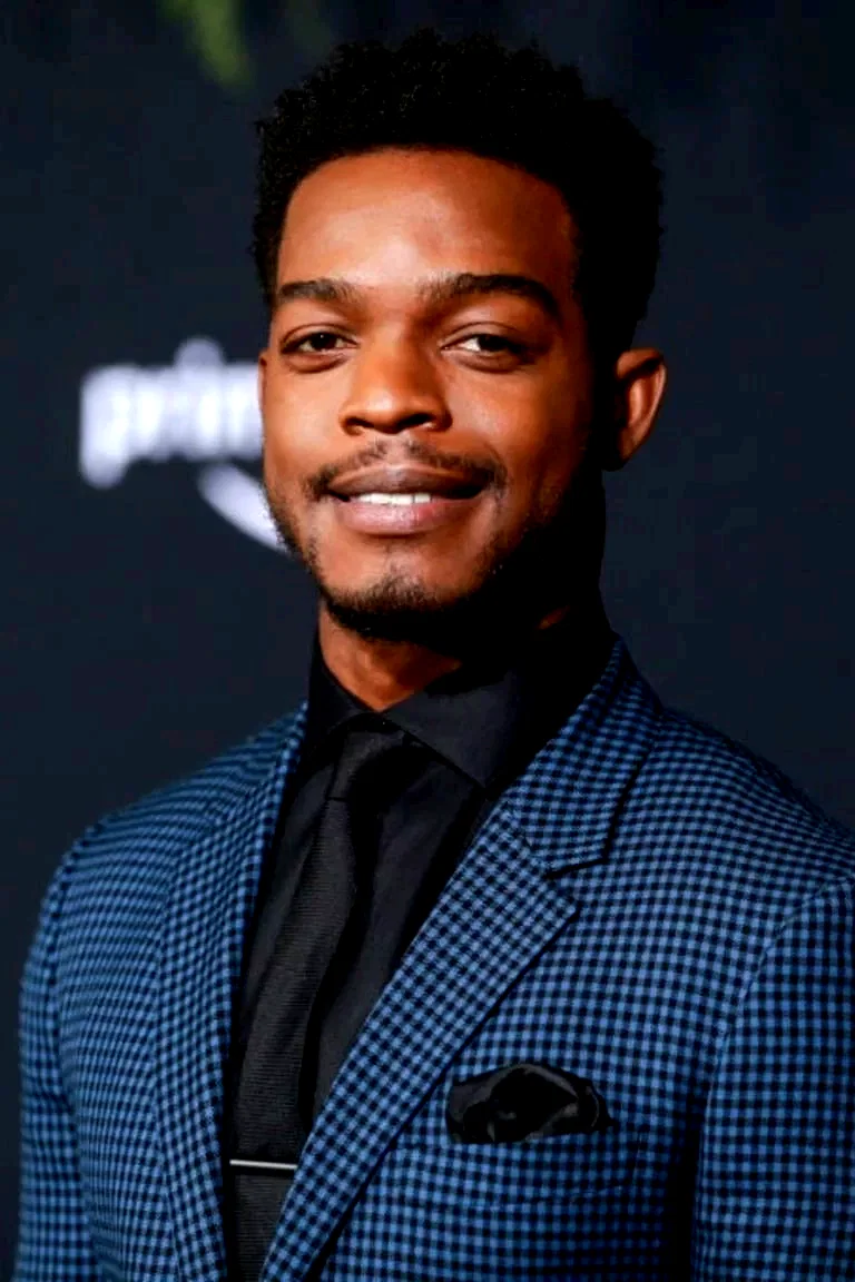 Stephan James