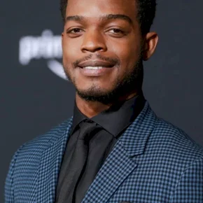 Photo star : Stephan James