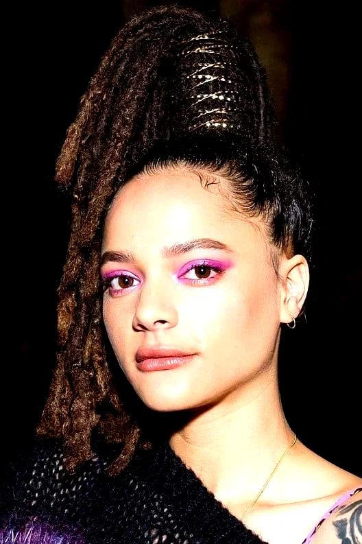  Sasha Lane