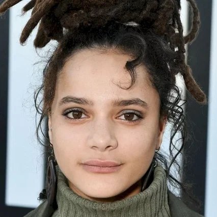 Sasha Lane