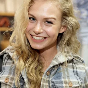 Photo star : Penelope Mitchell