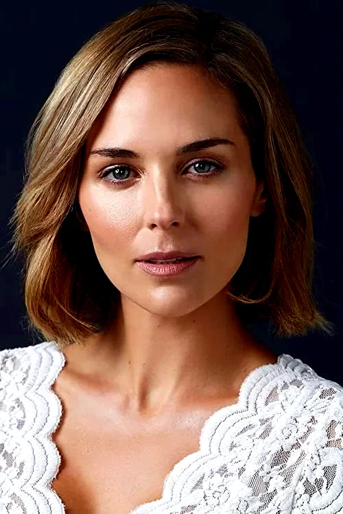  Tanya van Graan