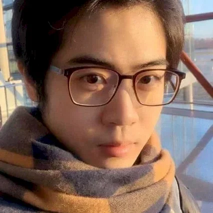  Tianxiang Yang