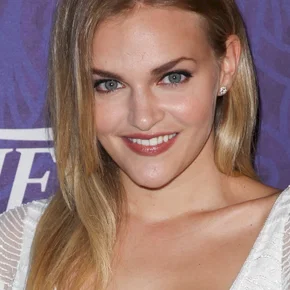 Photo star :  Madeline Brewer