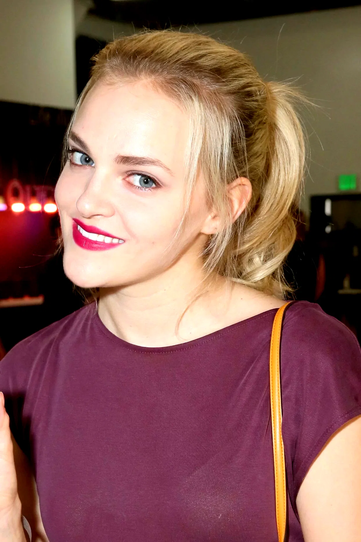  Madeline Brewer