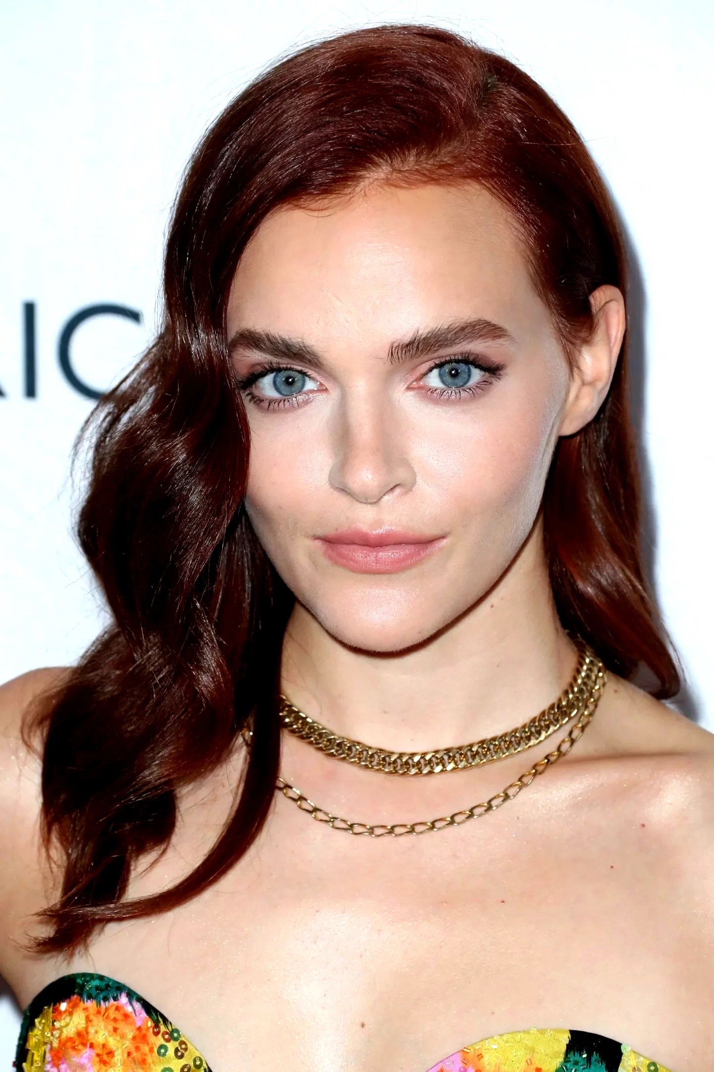  Madeline Brewer