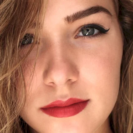 Haley Lu Richardson