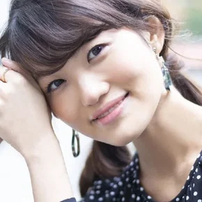 Photo star :  Saori Hayami
