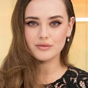 Photo star :  Katherine Langford