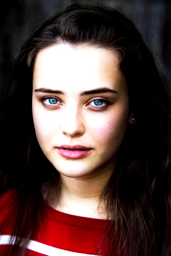  Katherine Langford