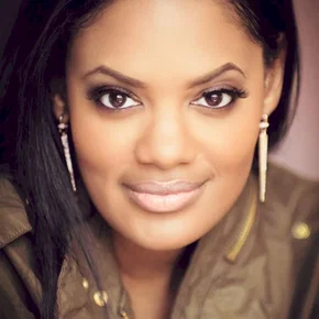 Photo star : Nzingha Stewart