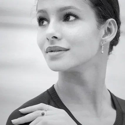  Francesca Hayward
