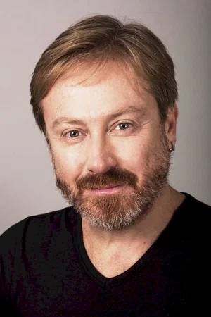  Yıldıray Şahinler photo