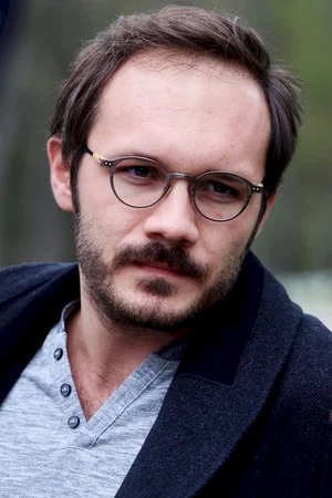  Deniz Celiloğlu photo
