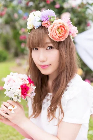  Aya Uchida photo