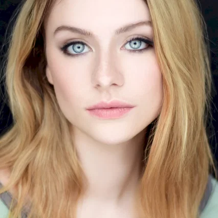  Maddie Phillips