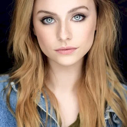  Maddie Phillips